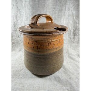 Studio Pottery Signed Lidded Crock Brown Speckled Glaze Bean Pot Notched Lid 8in
